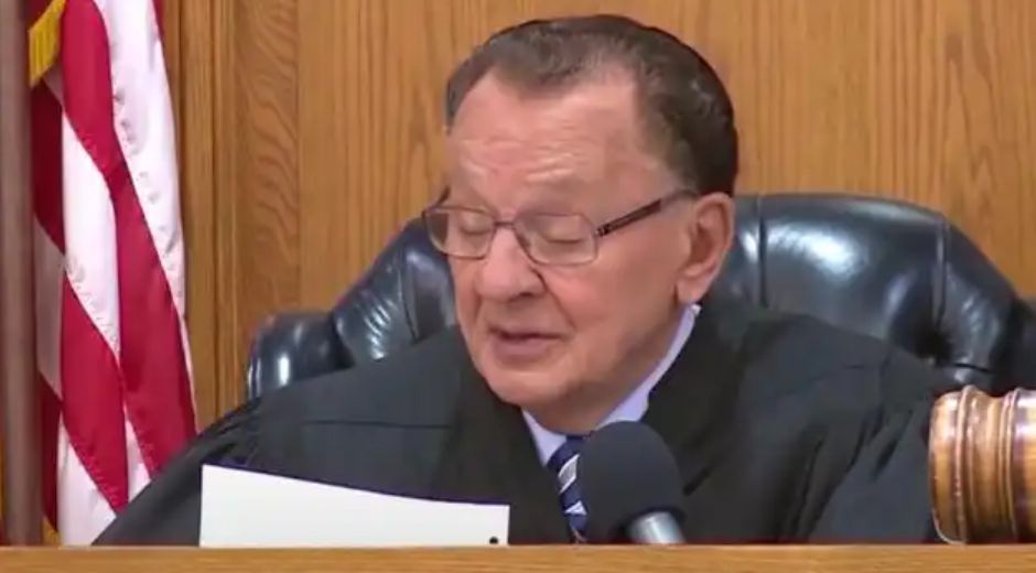 美国法官下令阻止德克萨斯州要求应用商店验证