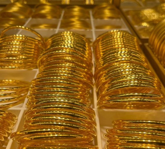 现货黄金涨0.54%，黄金期货跌0.22%