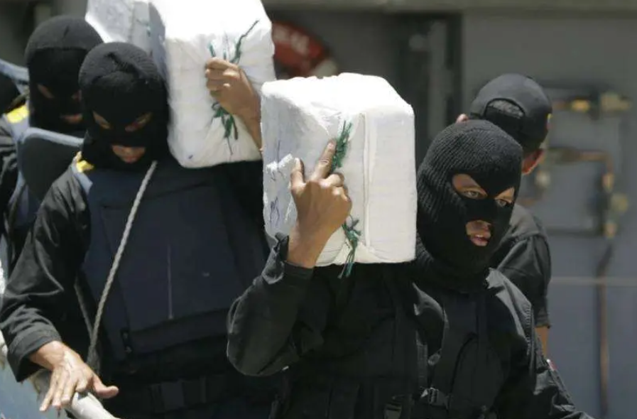 特朗普：美方将“很快”采取陆路行动 打击委内